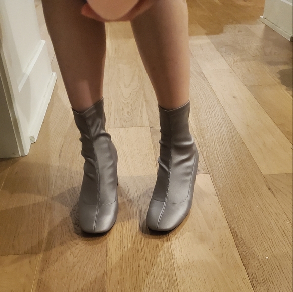 Zara grey satin ankle boots - Picture 8 of 9